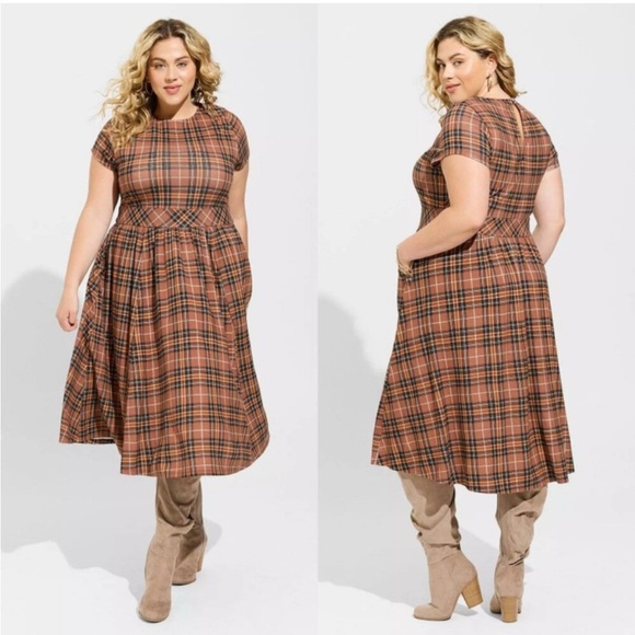 Torrid Midi Light Weight Studio Ponte Dress Size 2X (18-20) New With Tag Brown - Picture 1 of 7